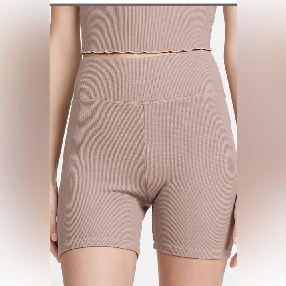 Year of Ours Thermal Biker Shorts Tan size medium NWT